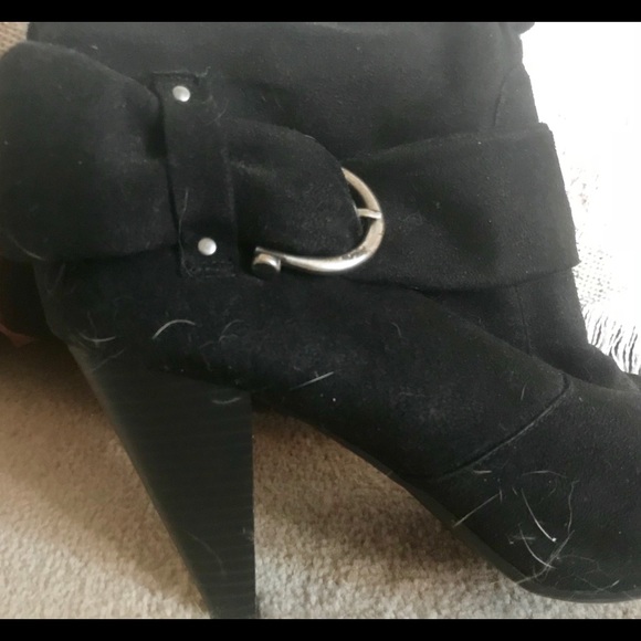 Black Swede 3” Heel Boots Size 10M. - Picture 4 of 4